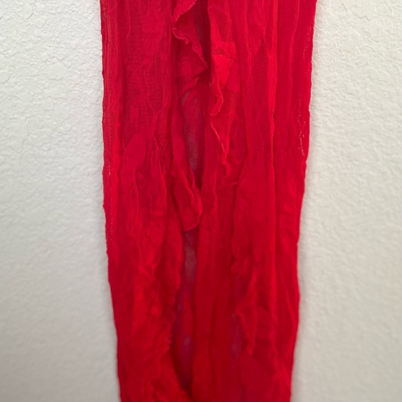 Leg Avenue Red high low mermaid style lace lingerie w/ matching panty - Picture 11 of 13